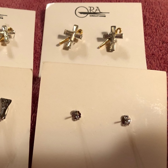 ✝️ Order of the White Shrine Pierced Earrings - Picture 4 of 4